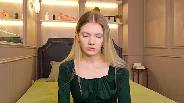 Vivien Hans online show from February 12, 2026, 8:37 pm