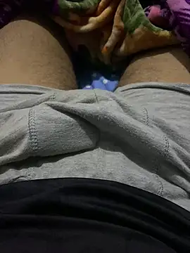 medaelzaber online show from June 12, 2026, 4:44 am