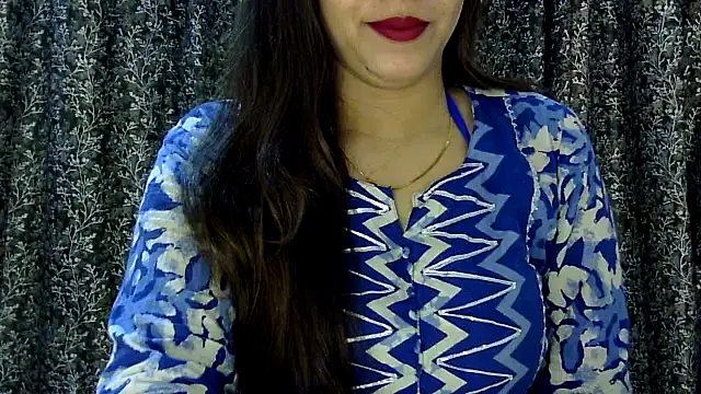 Exotic tanvi online show from April 25, 2026, 5:32 am