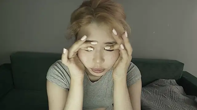 kimyjina online show from June 14, 2026, 3:08 am