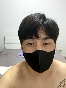 kimze7 online show from January 9, 2026, 8:21 pm