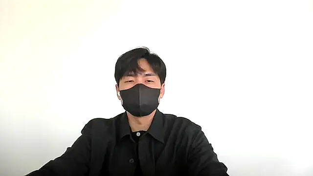 kimze7 online show from April 29, 2026, 2:26 am