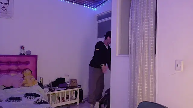 Dani Dancer online show from April 25, 2026, 1:19 am