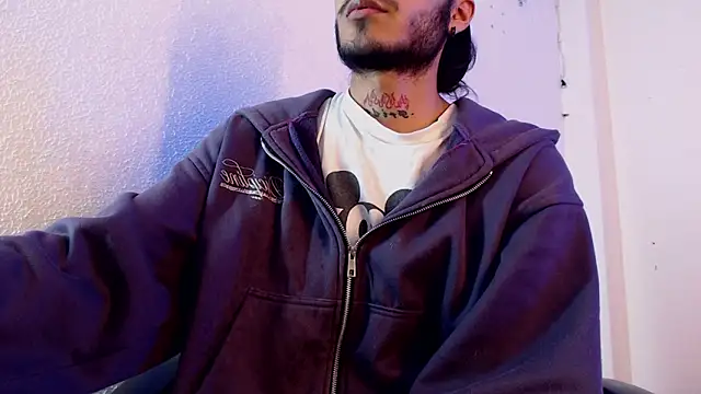 kingdani hot online show from December 19, 2025, 2:51 am