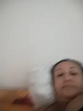 Nini Love  online show from June 14, 2026, 5:48 pm