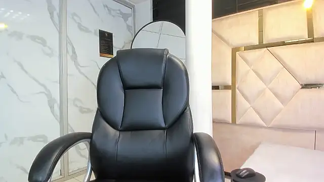 IssysLeBlanc online show from January 17, 2026, 3:44 am