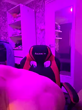 Dejvvvv95 online show from March 12, 2026, 12:06 am