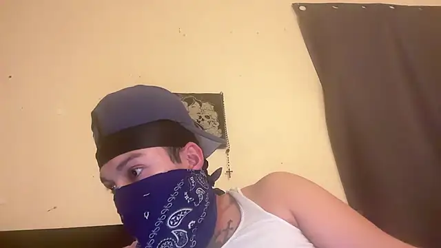 Snapshot of angelblanco chatting on January 16, 2026, 2:15 am angelblanco online show from January 16, 2026, 2:15 am