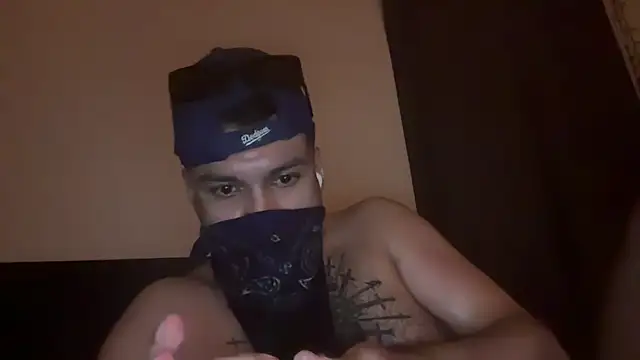 Snapshot of angelblanco chatting on February 7, 2026, 5:33 am angelblanco online show from February 7, 2026, 5:33 am