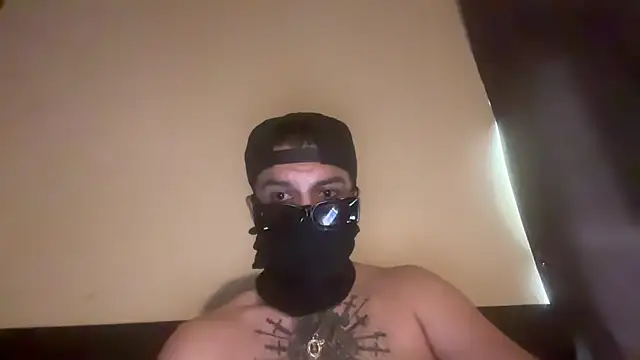 Snapshot of angelblanco chatting on February 17, 2026, 8:48 pm angelblanco online show from February 17, 2026, 8:48 pm