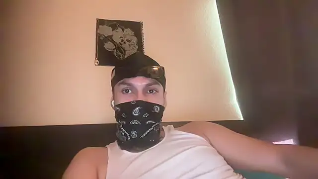 Snapshot of angelblanco chatting on March 28, 2026, 3:55 pm angelblanco online show from March 28, 2026, 3:55 pm