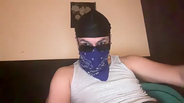 Snapshot of angelblanco chatting on April 14, 2026, 7:03 am angelblanco online show from April 14, 2026, 7:03 am