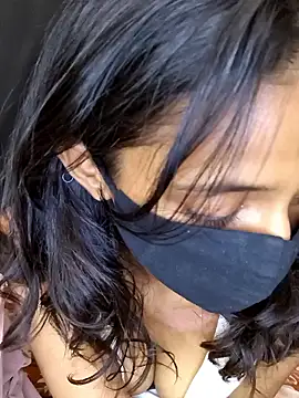 Hottie kia online show from April 25, 2026, 9:56 am