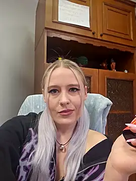 ChristinaWheeled11 online show from February 13, 2026, 2:24 pm