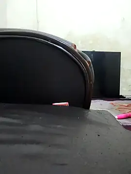 UP-Girl online show from December 22, 2025, 7:16 am