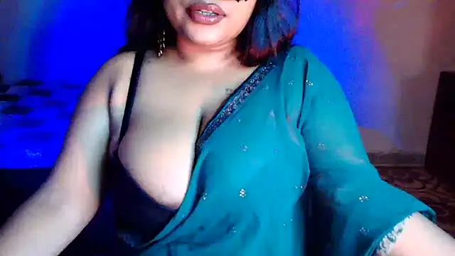 HEZALNUT online show from July 16, 2026, 6:58 pm