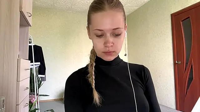 Snapshot of ZaidaSchwarten chatting on May 20, 2026, 5:13 am ZaidaSchwarten online show from May 20, 2026, 5:13 am