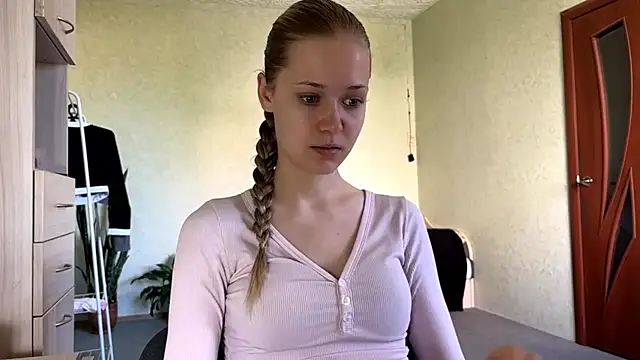 Snapshot of ZaidaSchwarten chatting on May 27, 2026, 5:15 am ZaidaSchwarten online show from May 27, 2026, 5:15 am