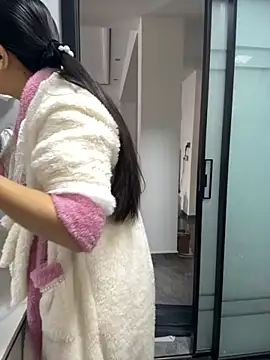 cmvoo online show from December 15, 2025, 1:43 am