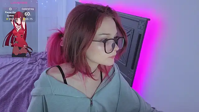 Snapshot of Angel_Bruh chatting on December 15, 2025, 9:24 am Angel Bruh online show from December 15, 2025, 9:24 am