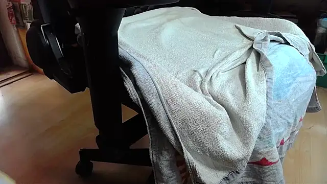 oldmann08 online show from March 15, 2026, 8:42 am