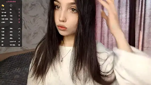 Qwami Amie online show from April 24, 2026, 6:49 am