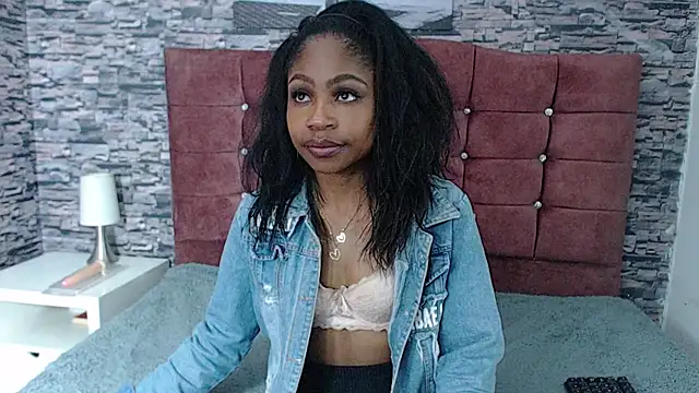 Snapshot of LiaJhonsons chatting on December 16, 2025, 8:14 pm LiaJhonsons online show from December 16, 2025, 8:14 pm