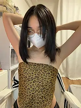 mimichannn99 online show from July 1, 2026, 11:12 am