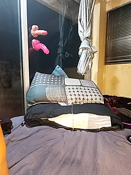 ChoklitBerryXX online show from March 9, 2026, 6:56 pm