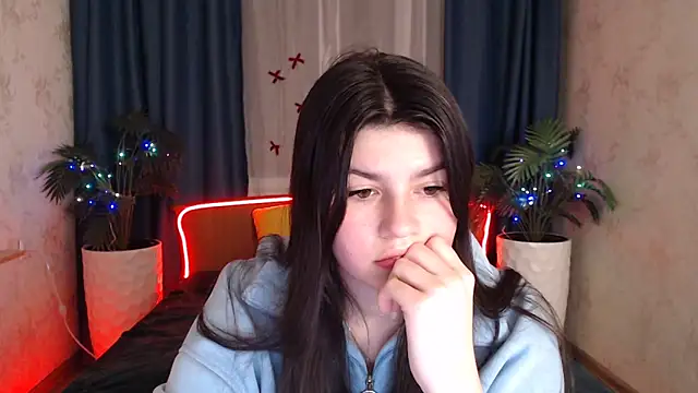 KisaModel online show from December 20, 2025, 1:12 am