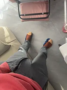 qwe522522 online show from January 9, 2026, 8:17 am