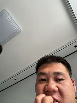 qwe522522 online show from January 17, 2026, 8:30 am