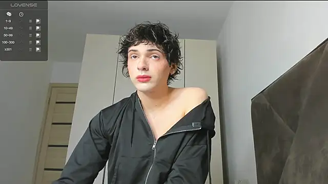 colestorm  online show from July 17, 2026, 8:14 pm