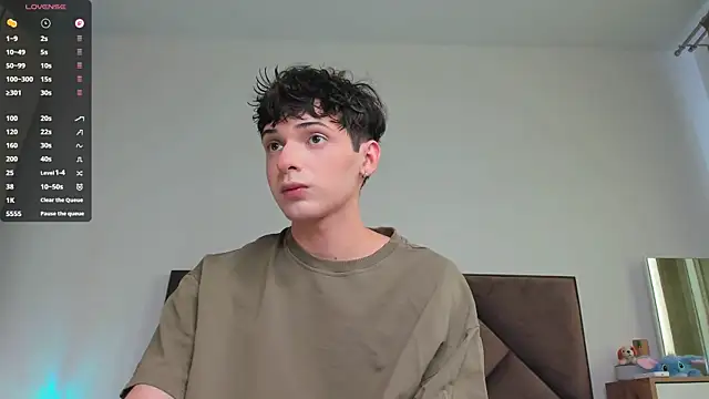 colestorm  online show from August 6, 2026, 3:52 am