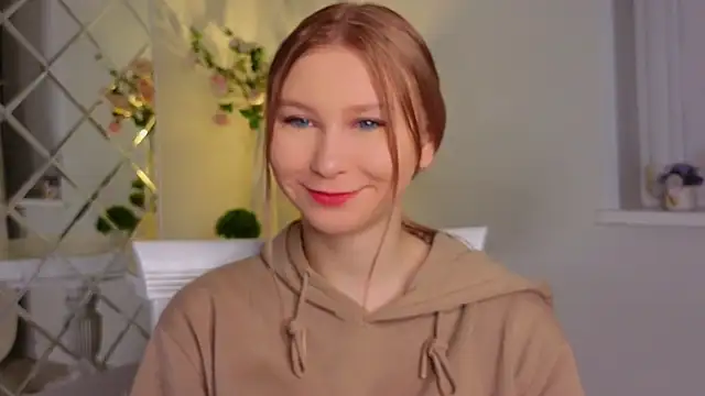 Snapshot of CorrieHighfield chatting on December 16, 2025, 12:59 am CorrieHighfield online show from December 16, 2025, 12:59 am