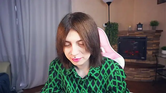 IleanaPishko online show from January 6, 2026, 8:07 am