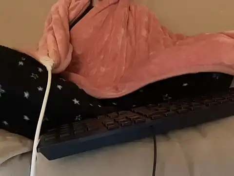 Snapshot of ijustturned18today chatting on February 16, 2026, 6:53 am ijustturned18today online show from February 16, 2026, 6:53 am