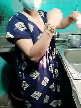 Cuple masti72 online show from June 11, 2026, 2:33 am