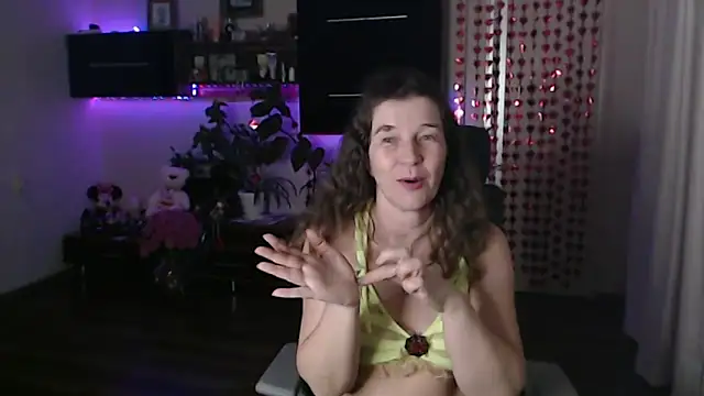 SofiaBoone online show from February 19, 2026, 7:21 pm