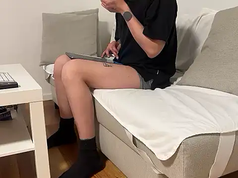 canberlinxy online show from March 20, 2026, 3:11 am