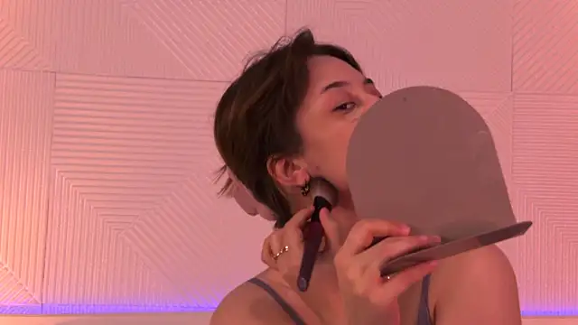 LucieBliss online show from June 24, 2026, 5:23 pm