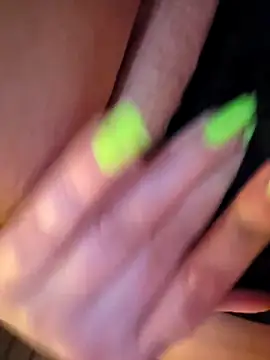 Snapshot of andelija chatting on December 15, 2025, 11:58 am andelija online show from December 15, 2025, 11:58 am