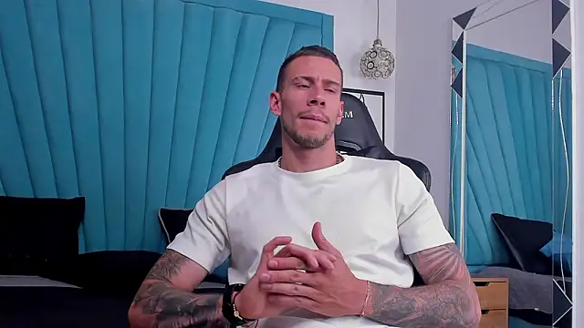 J king   online show from February 28, 2026, 1:45 pm