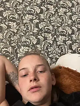 Snapshot of Barbika19 chatting on June 3, 2026, 2:33 pm Barbika19 online show from June 3, 2026, 2:33 pm
