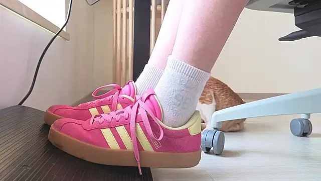 Feetbeth online show from March 6, 2026, 6:59 pm