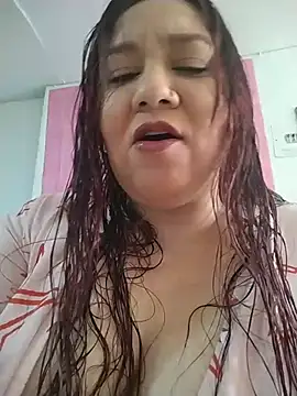 Snapshot of sharon_G chatting on May 8, 2026, 6:02 pm sharon G online show from May 8, 2026, 6:02 pm