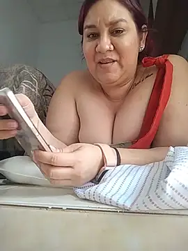 Snapshot of sharon_G chatting on May 28, 2026, 6:27 pm sharon G online show from May 28, 2026, 6:27 pm