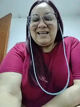 Snapshot of sharon_G chatting on July 25, 2026, 6:05 pm sharon G online show from July 25, 2026, 6:05 pm