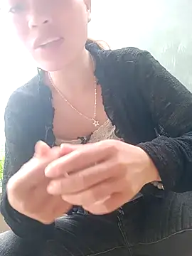 little-effy online show from July 23, 2026, 1:58 am