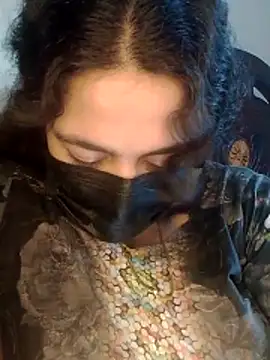 nosrat014 online show from May 3, 2026, 7:03 am